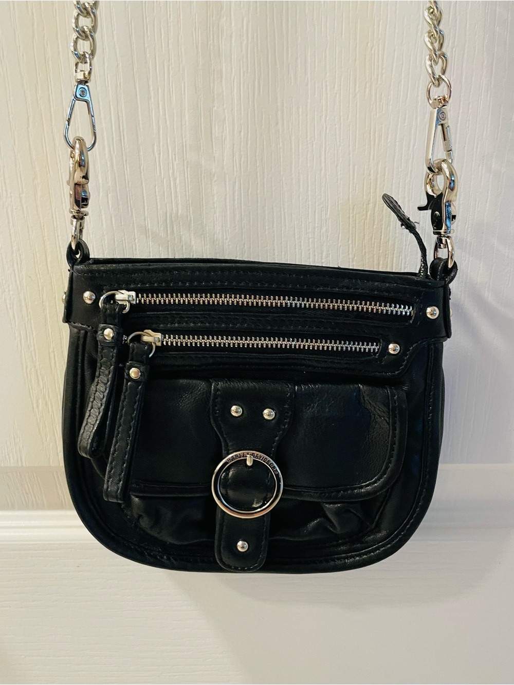 Harley-Davidson Black Leather Crossbody with Silver Chain and Harley buckle